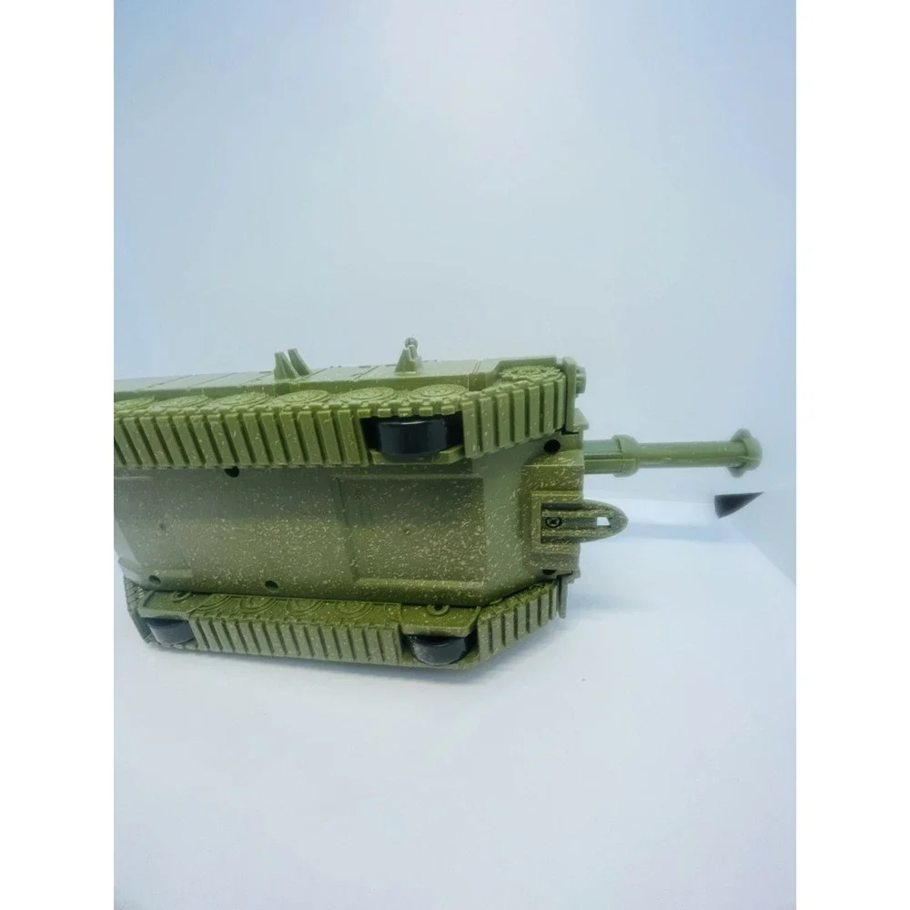 Vintage 1998 Trendmasters Godzilla Thunderblast Tank Vehicle‎